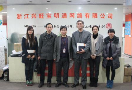 伟德国际英特尔大跌7%黄金原油齐涨；美联储纪要凸显通胀风险；事关育儿补贴！两部门最新明确；泡泡玛特本周发布迷你版LABUBU丨每经早参